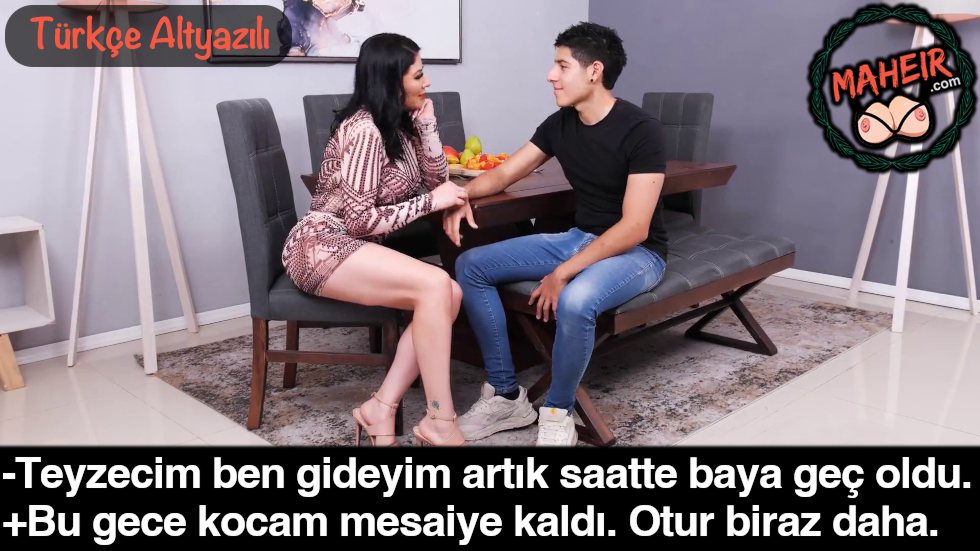 Arkadaşımın Erik Gibi Annesiyle Evde Baş Başa Kaldık